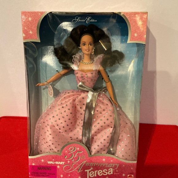 Teresa Barbie Doll Special Edition 1997 35th Anniversary - Picture 9 of 10